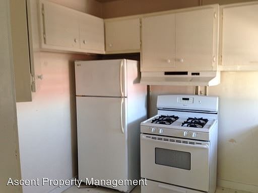 1st image of 920 Orange Ave #2