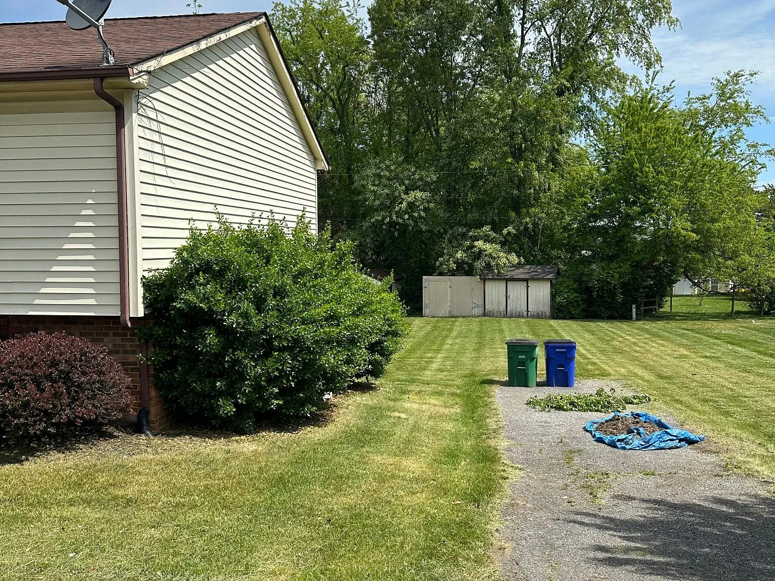 2 bed, 1086 sqft, $1,300 — Photo 3
