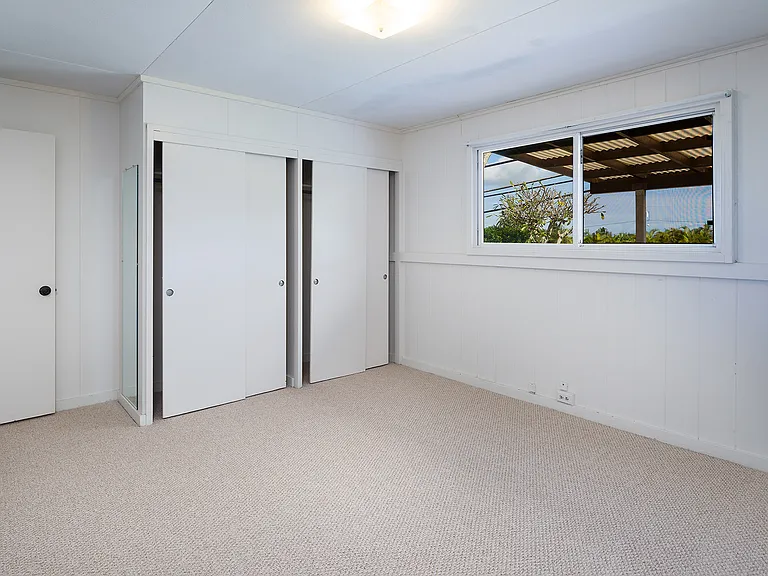 557 Ululani St — Photo 5