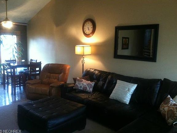 2nd image of 832 Rosewood Dr