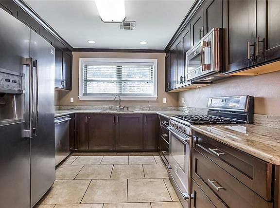 5th image of 3005 Campagna Dr