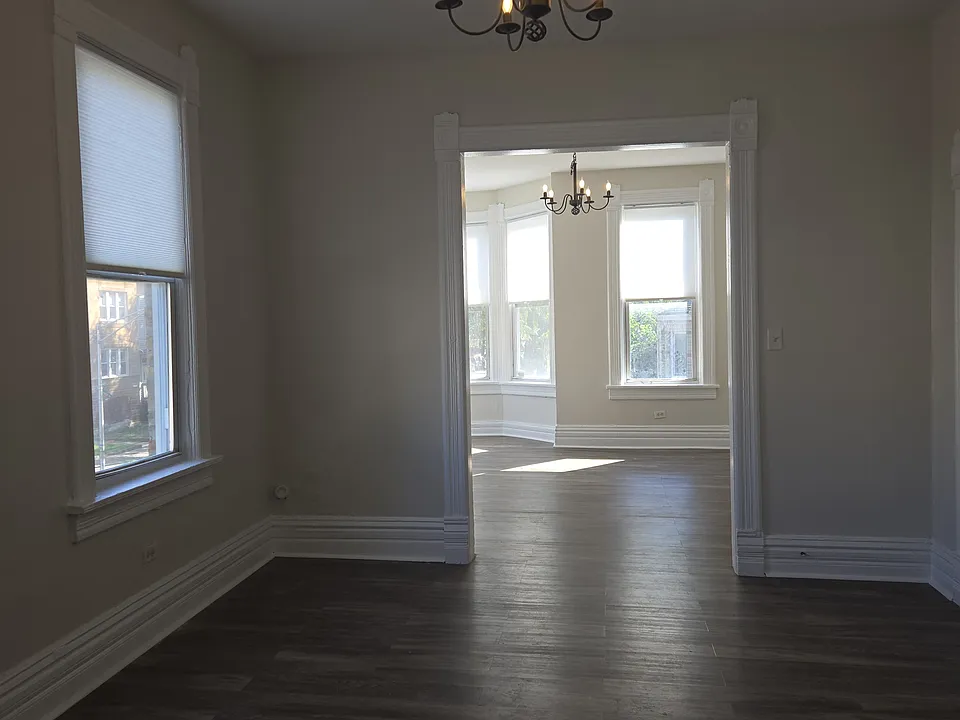 3300 W Wabansia Ave #2F