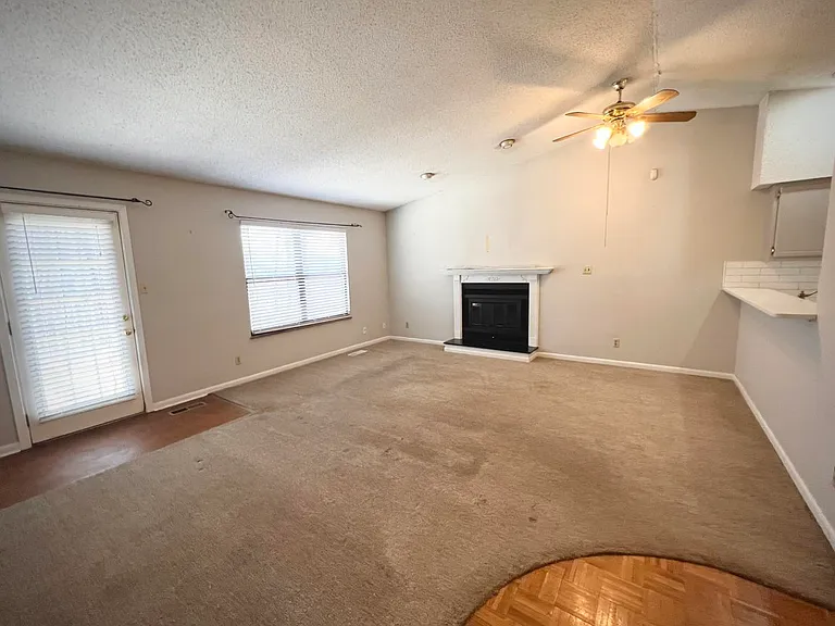8500 Olde Colony Trl #35 — Photo 7