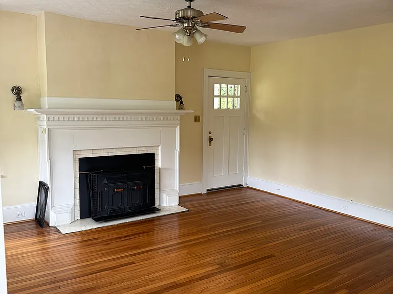 400 Stone Ridge Blvd — Photo 9