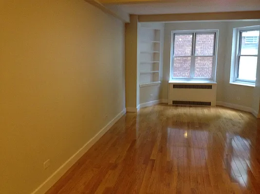 Rented by Stonehenge NYC LLC | media 3