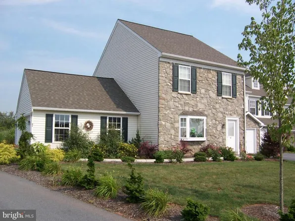 51 Grouse Dr, Denver, PA 17517