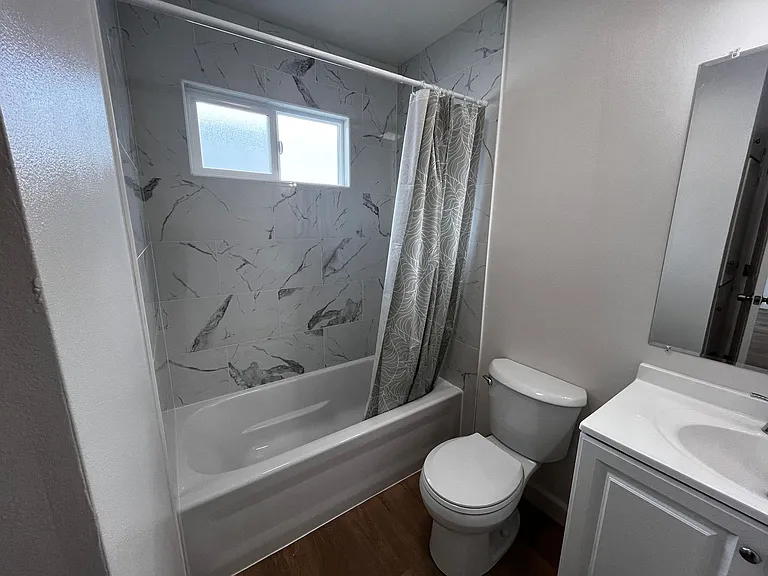 1300 Edgewood Way — Photo 15