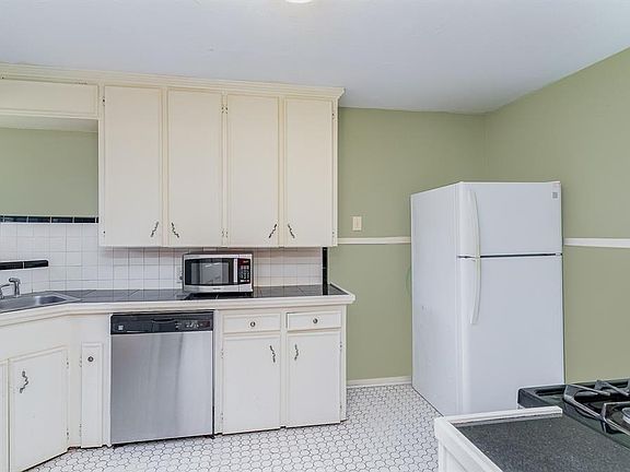 2nd image of 5037 Wateka Dr