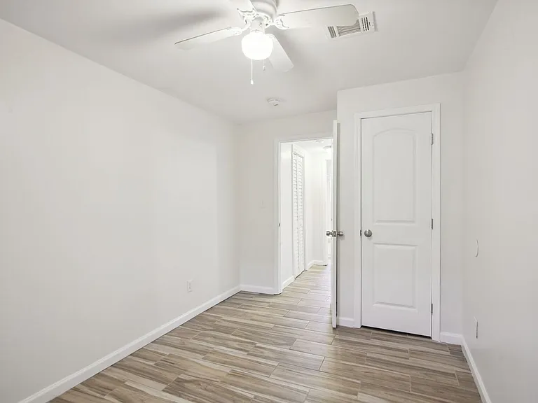 615 Oliver St NW — Photo 10