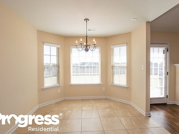 3rd image of 2553 Woodcutter Dr