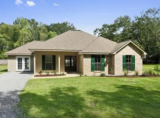 16365 Pickett Rd, Covington, LA 70435