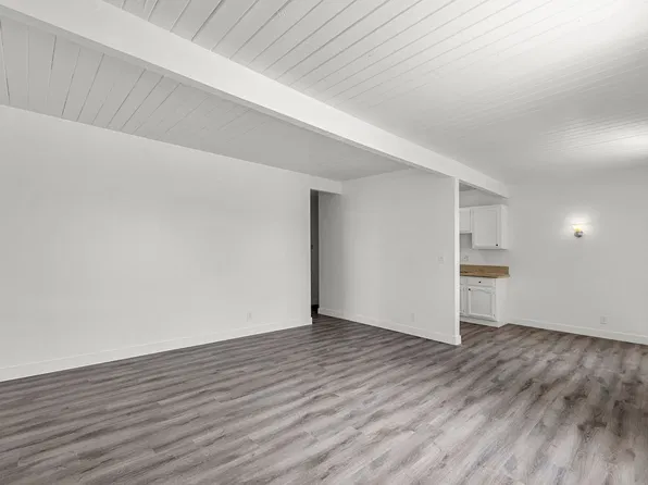Whitsett Ave, 7609 Whitsett Ave APT 9, North Hollywood, CA 91605