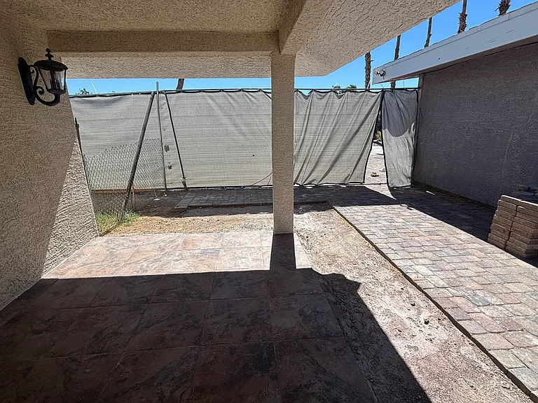 2047 Westwind Rd #1/2 — Photo 19