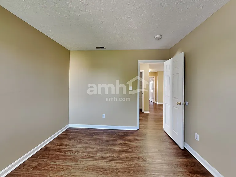 5666 Congressional Pl — Photo 16