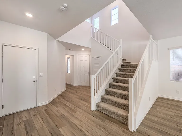 4445 Panoramic View Ave — Photo 6