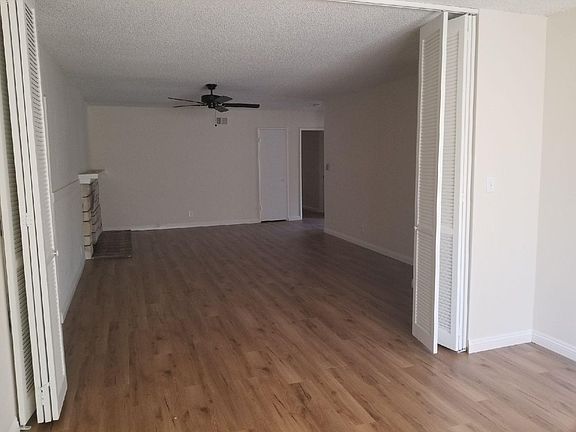 4th image of 1301 S Broadmoor Ave