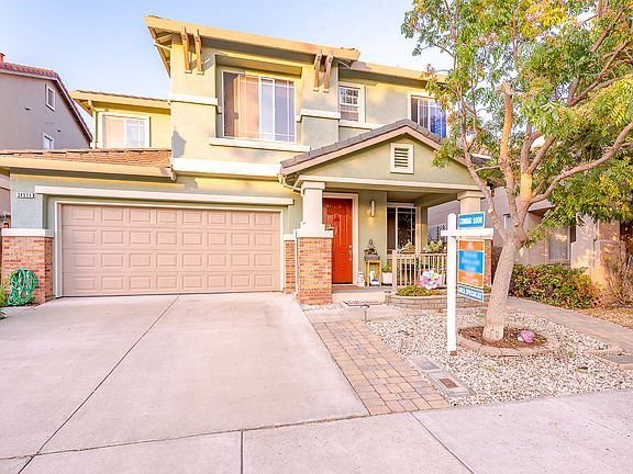 2nd image of 34521 Windflower Ln
