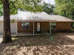 499 County Road 2649, Decatur, TX 76234