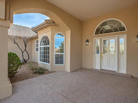 3rd image of 12804 Calle Del Oso Pl NE