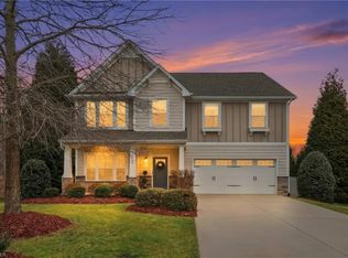 5820 Griffin Village Ct, Greensboro, NC 27455