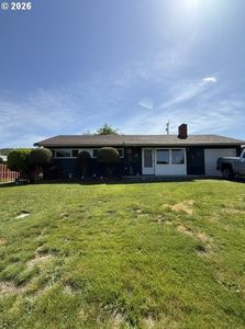 247 Oak St, Riddle, OR, 97469