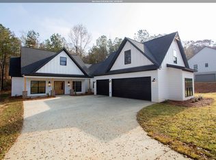 119 Estates Club Dr, Pell City, AL 35128