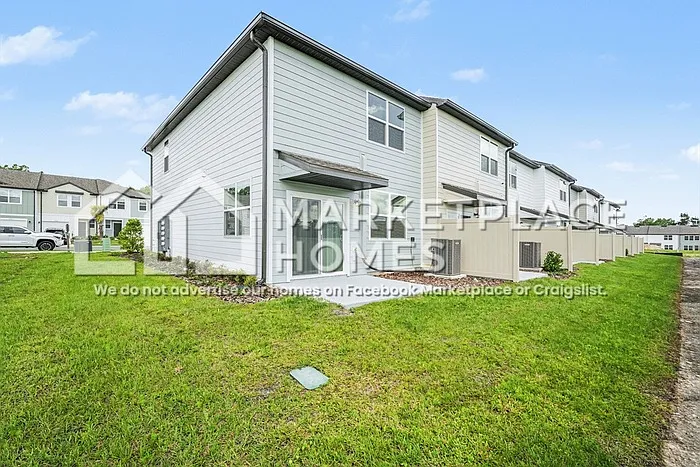 11890 Sylvia St — Photo 25