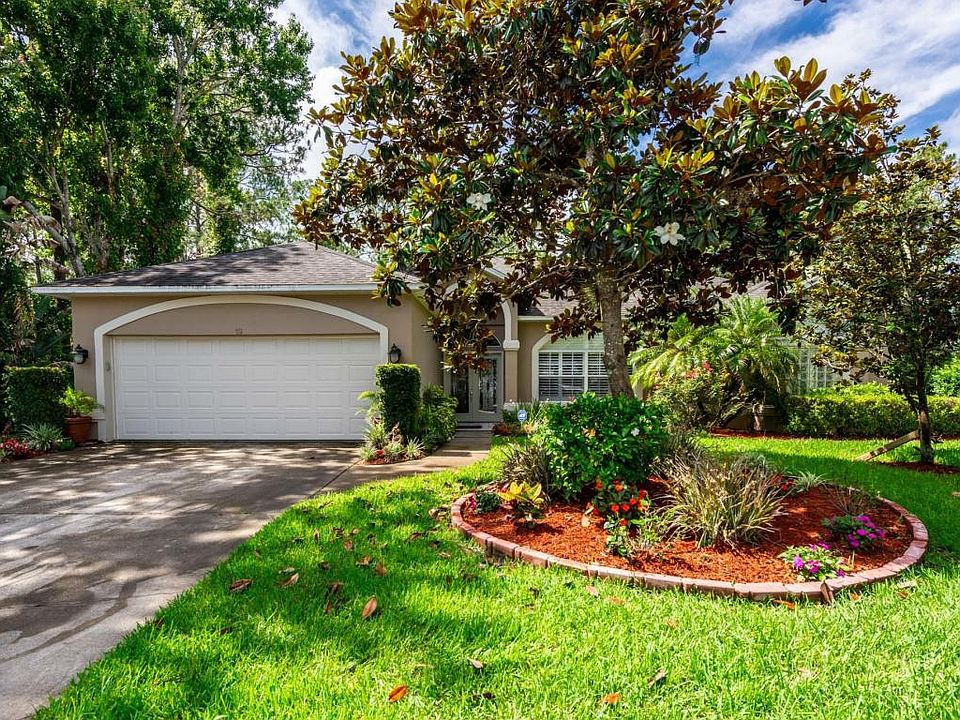 1st image of 19 Crescent Lake Way