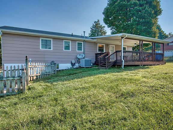 5th image of 14176 Willow Ln