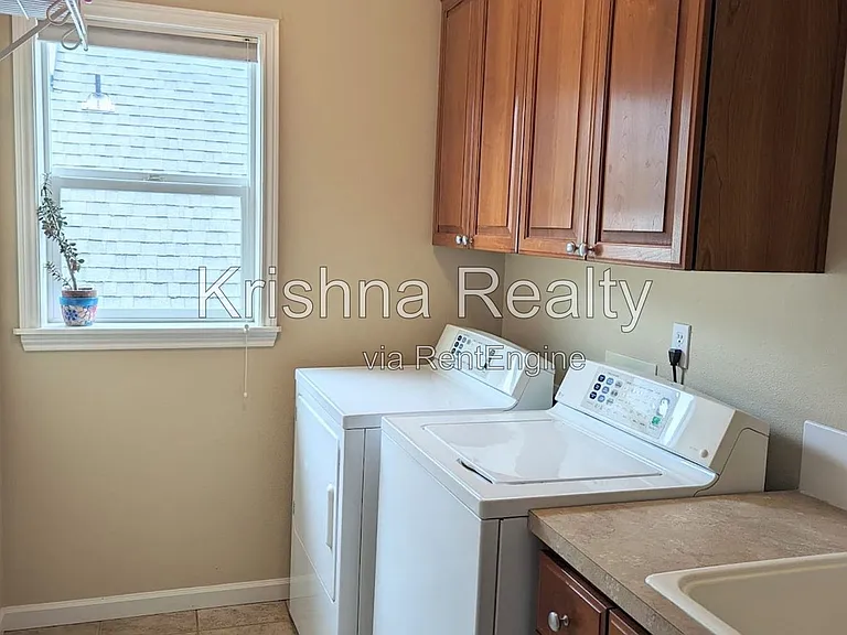 13632 NW Henninger Ln — Photo 7