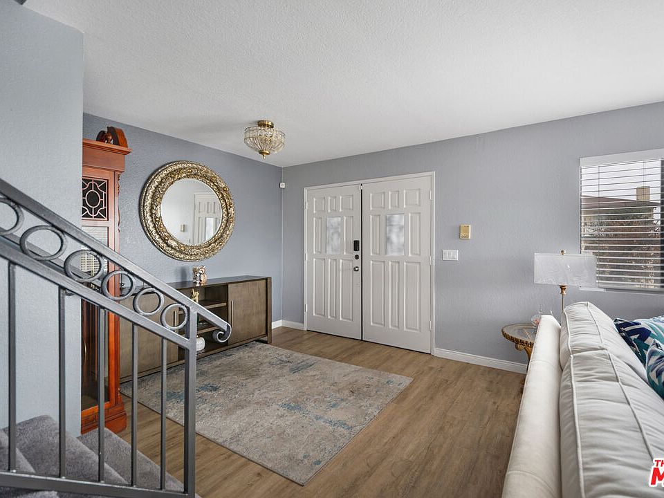 1st image of 845 W 19th St #1