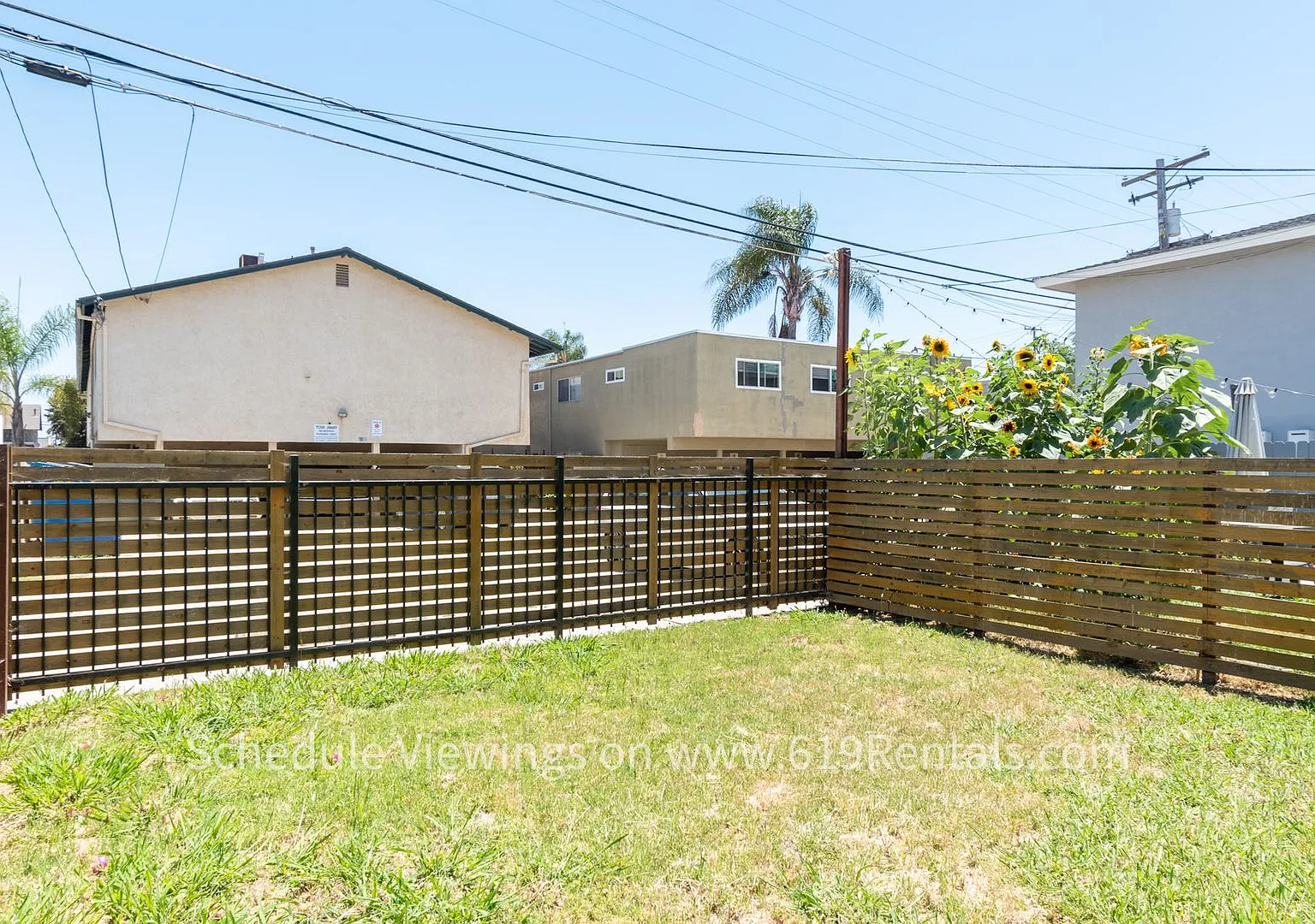 2 Bedroom, 1 Bath with Yard & Washer/Dryer, Pets OK — Photo 4