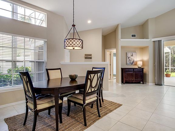 Open dinning, living room and kitchen