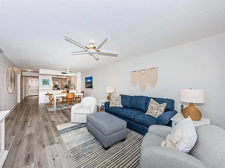 6105 Bahia Del Mar Cir #287 — Photo 11