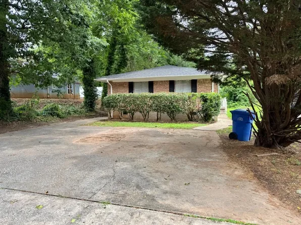 1275 E Washington Ave, Atlanta, GA 30344
