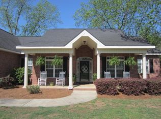 412 Brookewater Ln, Perry, GA 31069