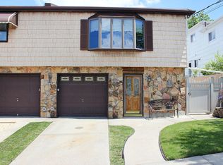 423 Ridgewood Ave, Staten Island, NY 10312