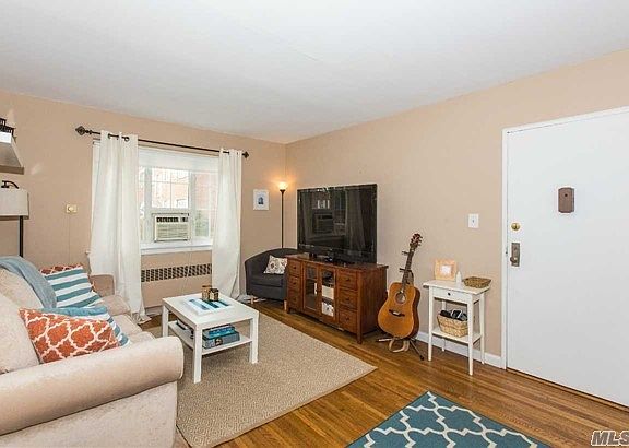 4th image of 17 Nathan Hale Dr APT 44A