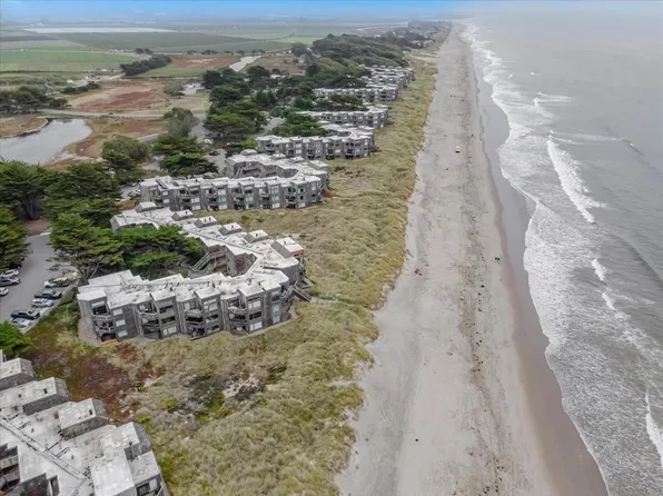 101 Shell Dr #214, Watsonville, CA 95076