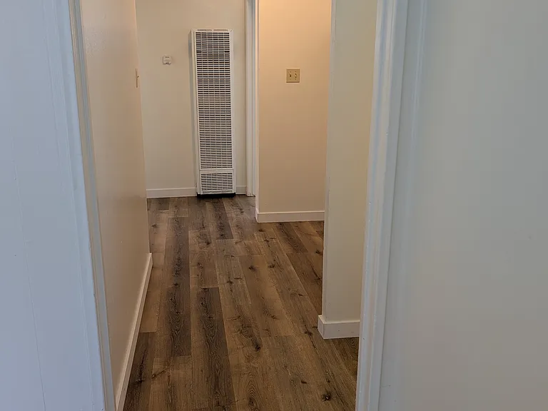 111 W Locust Ave #111 — Photo 2