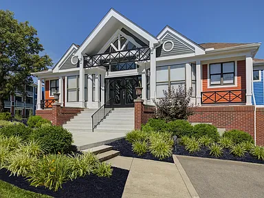 McCauly Crossing Blue Ash Apartments