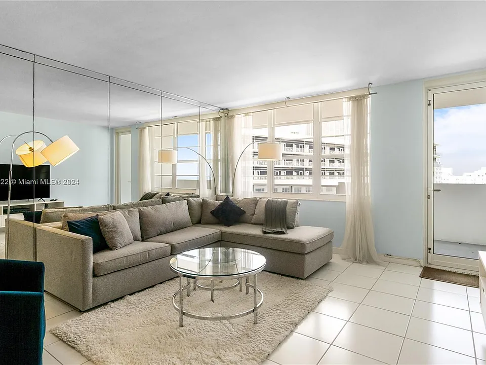 100 Lincoln Rd #1043
