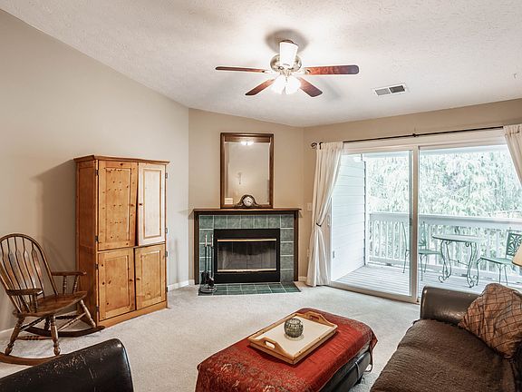 5th image of 8224 Glenwillow Ln Unit 208