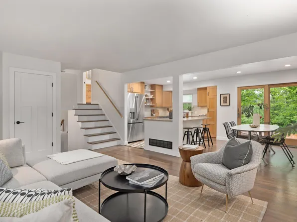 370 Longfellow Ave, Columbus, OH 43085