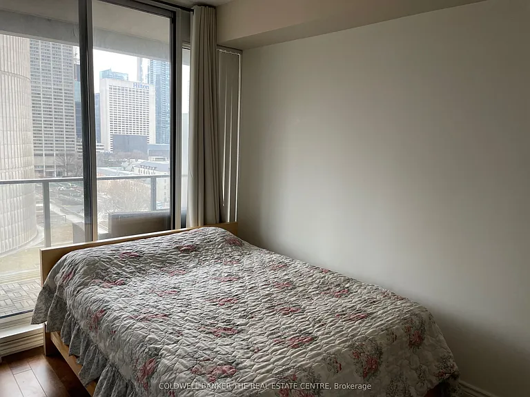 111 Elizabeth St #1710 — Photo 8