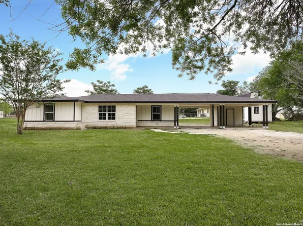 8160 E. 6th St, Somerset, TX 78069