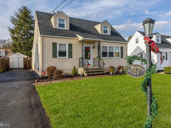 127 Hoover Ave, Hamilton, NJ 08619
