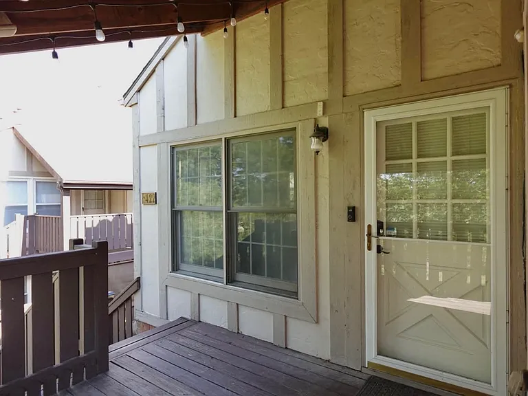 1450 S Webb Rd #422 — Photo 16