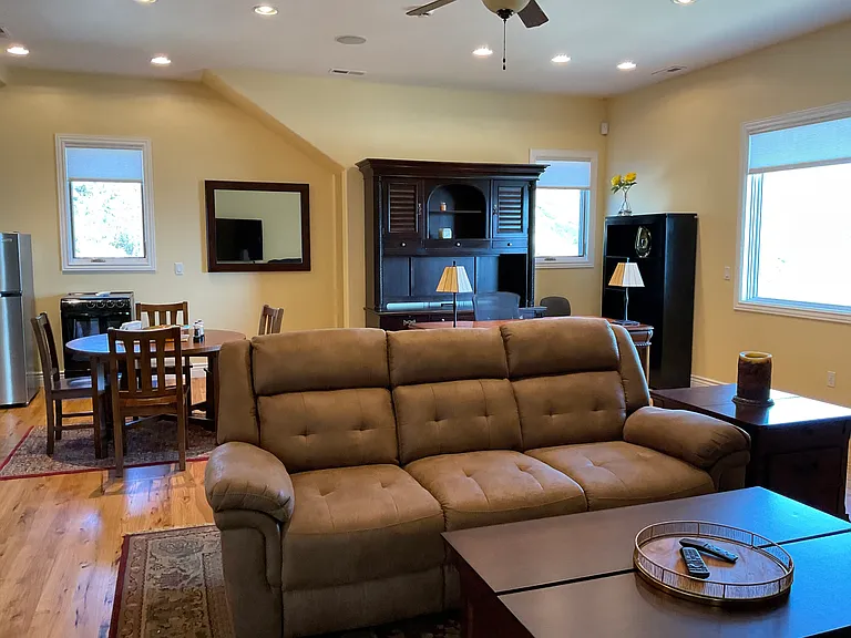 425 Jungfrau Hill Rd — Photo 8