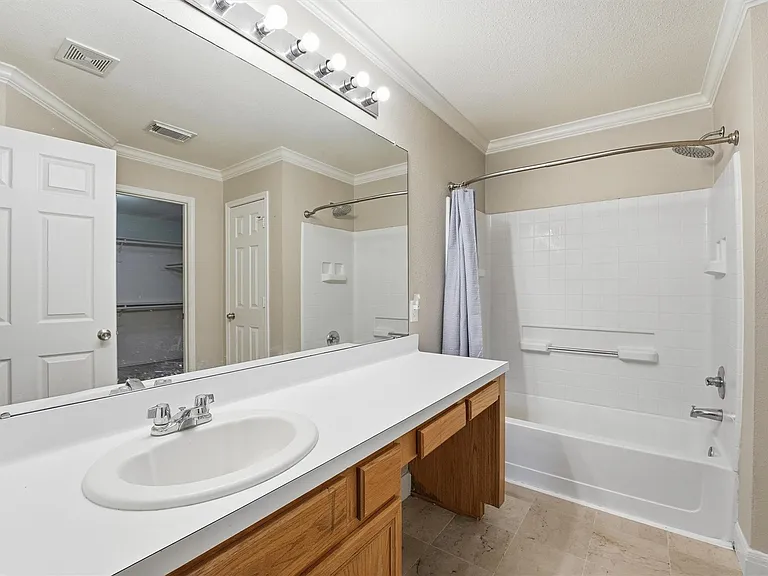 3015 Peerless Pass Ct — Photo 10